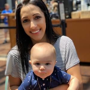 Meet your Posher, Nicole